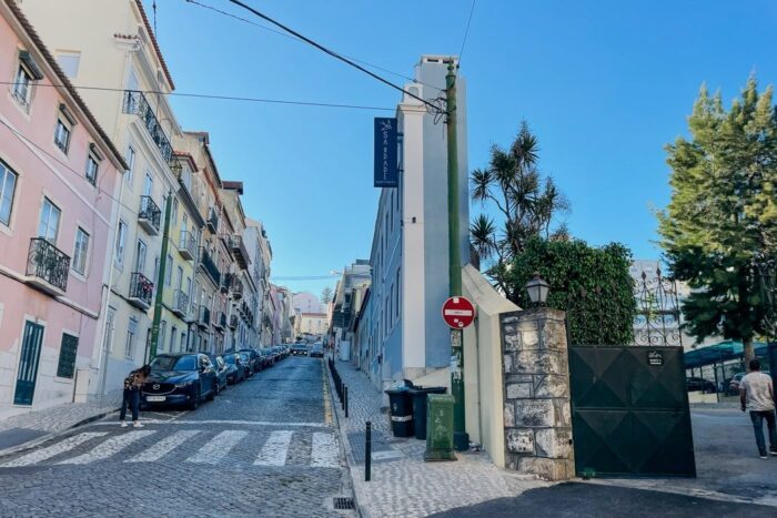 The narrowest building in Lisbon